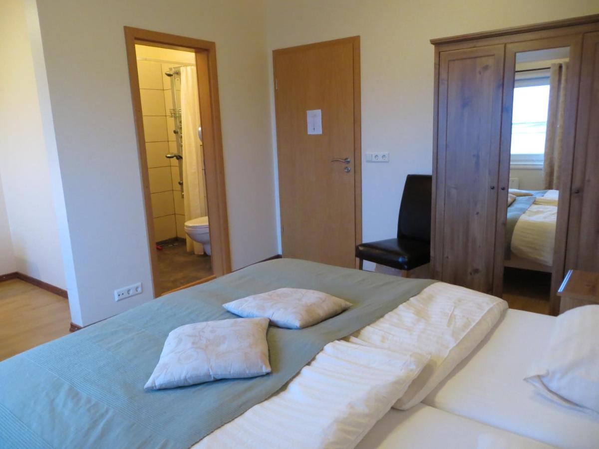Guesthouse Vellir Vík Chambre photo